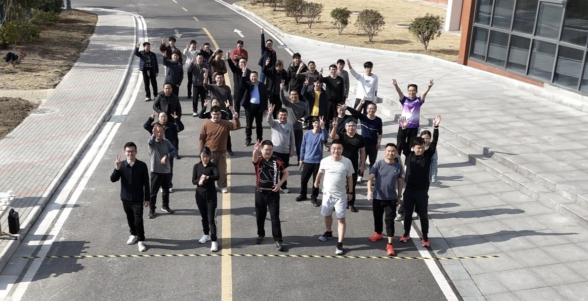 “迎春納福，情暖依愛”主題活動(dòng)圓滿舉辦， 承三十榮光 啟奮進(jìn)新程